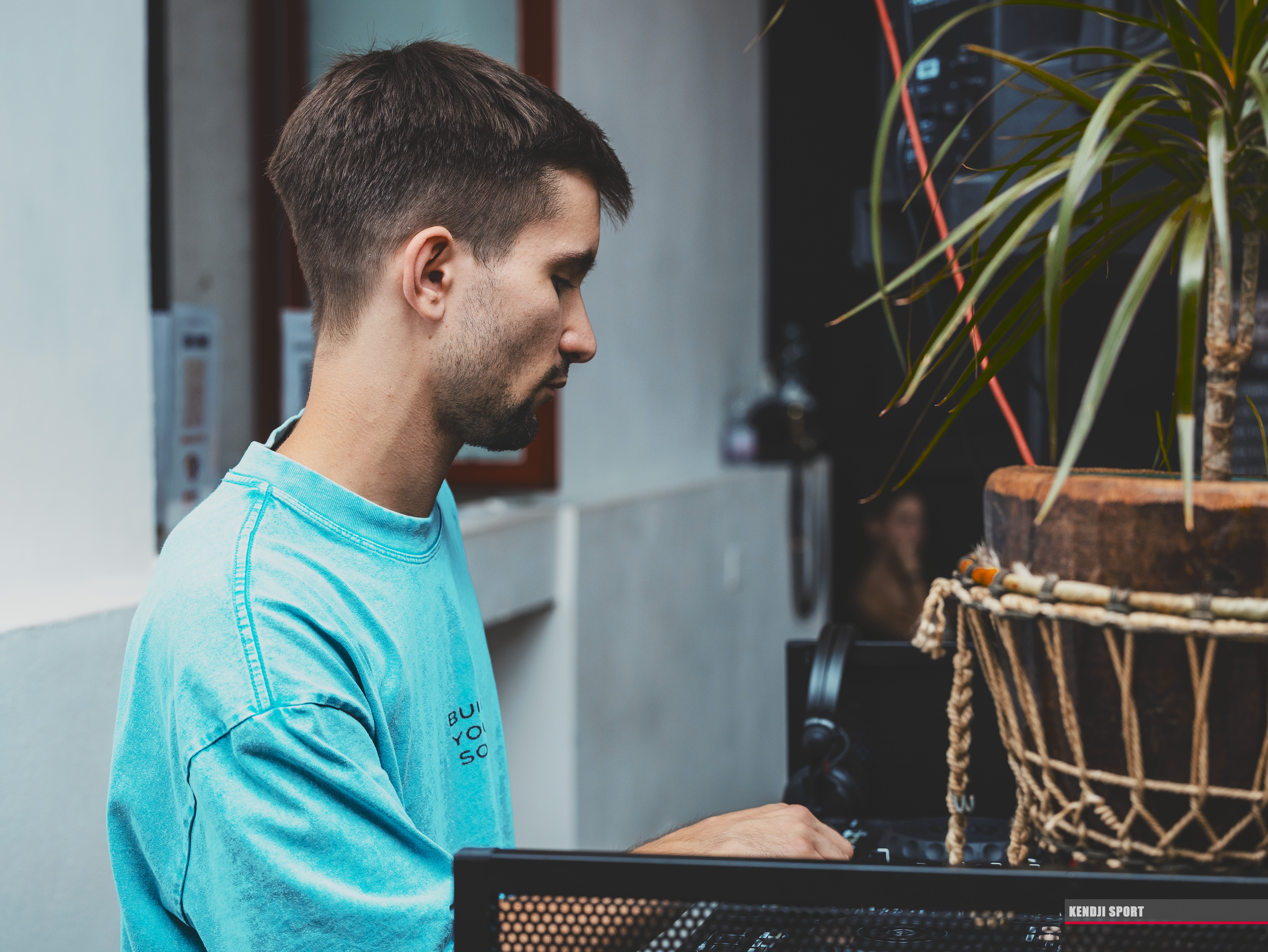 Frequency Shaman - DJ e producer di Animal Instinct